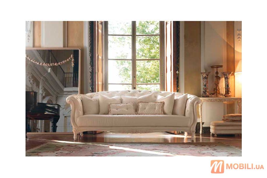 Комплект мягкой мебели, диван и кресло в классическом стиле SAVIO FIRMINO