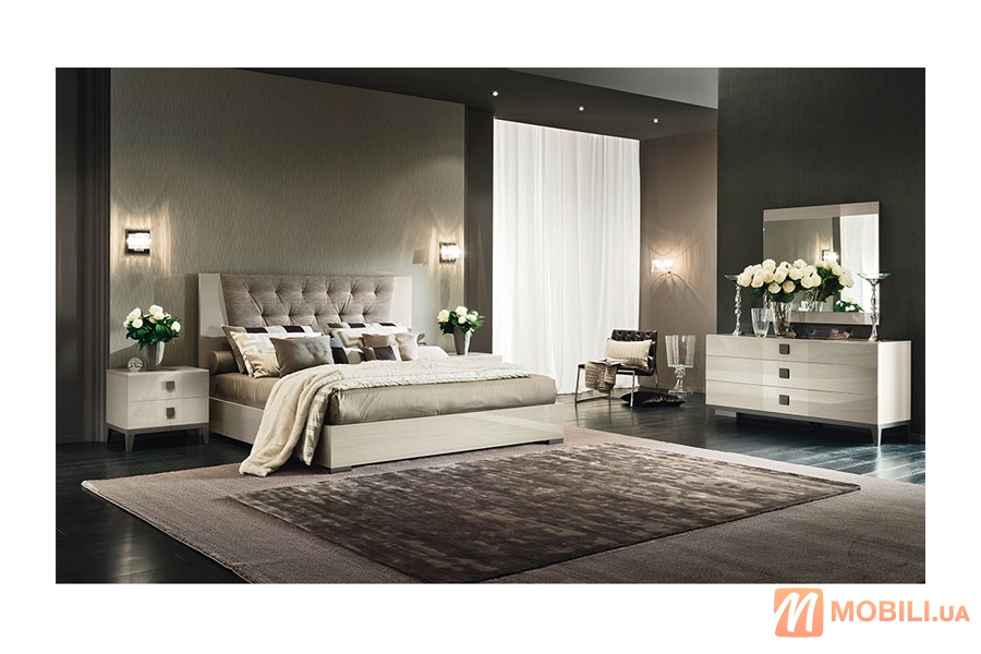 Комплект мебели в спальню, современный стиль MONT BLANC