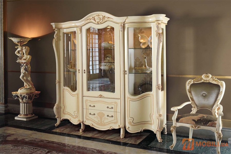 Мебель в столовую, классический стиль OPERA