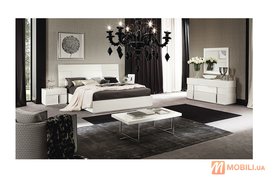 Спальный гарнитур, мебель в спальню, современный стиль CANOVA