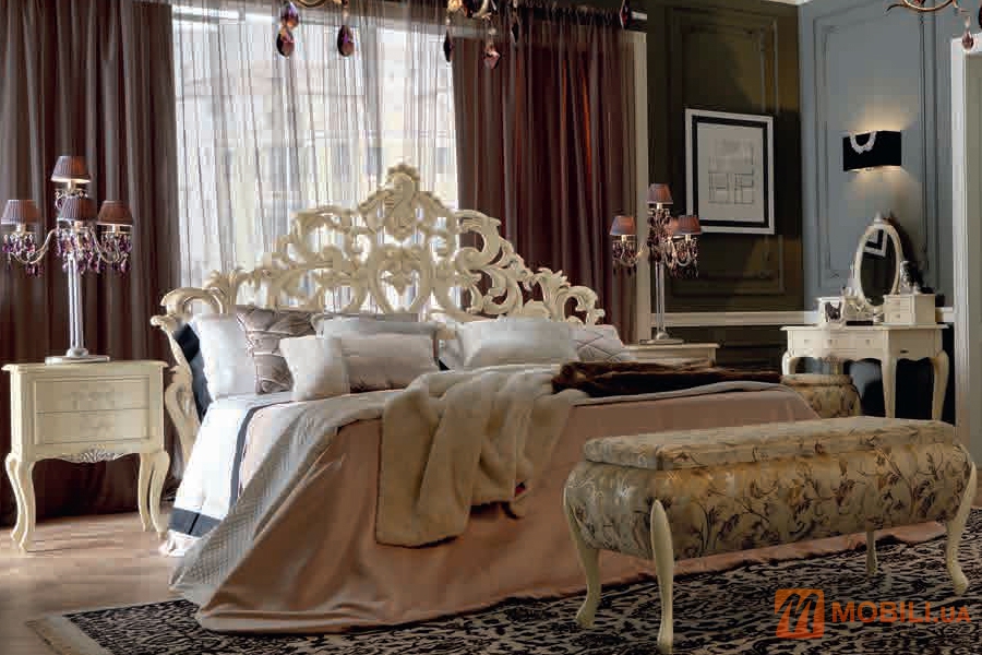 Спальня в классическом стиле MEMORIE VENEZIANE