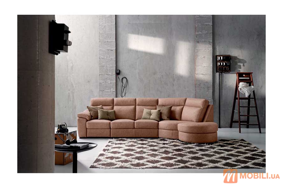Модульный диван в классическом стиле, обивка кожа JONATHAN