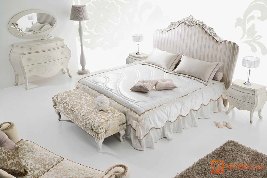 Кровать двуспальная в классическом стиле LADYDAMA