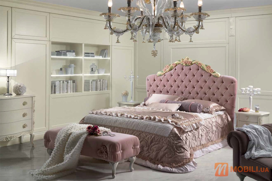 Кровать двуспальная в классическом стиле LADYDAMA